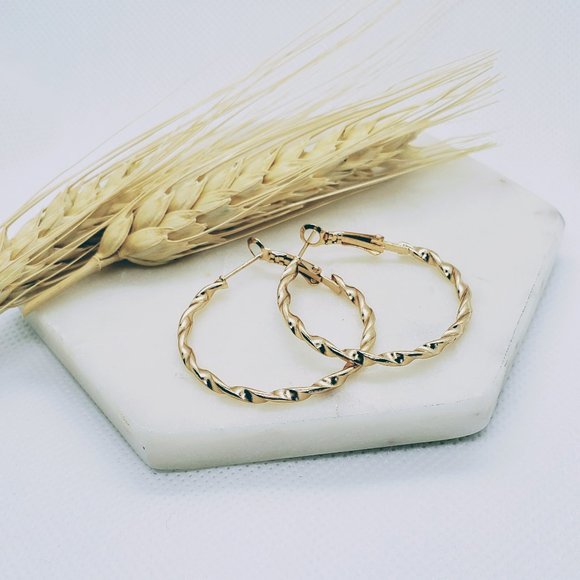 5 for $25 Gold Color Twisted Hoop Earrings 1.25' - Picture 2 of 4